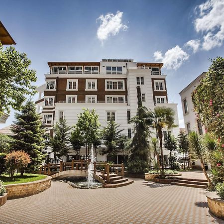 Prestige Hotel Tirana Exterior foto