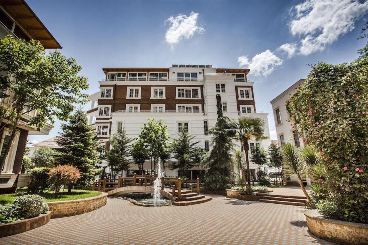 Prestige Hotel Tirana Exterior foto